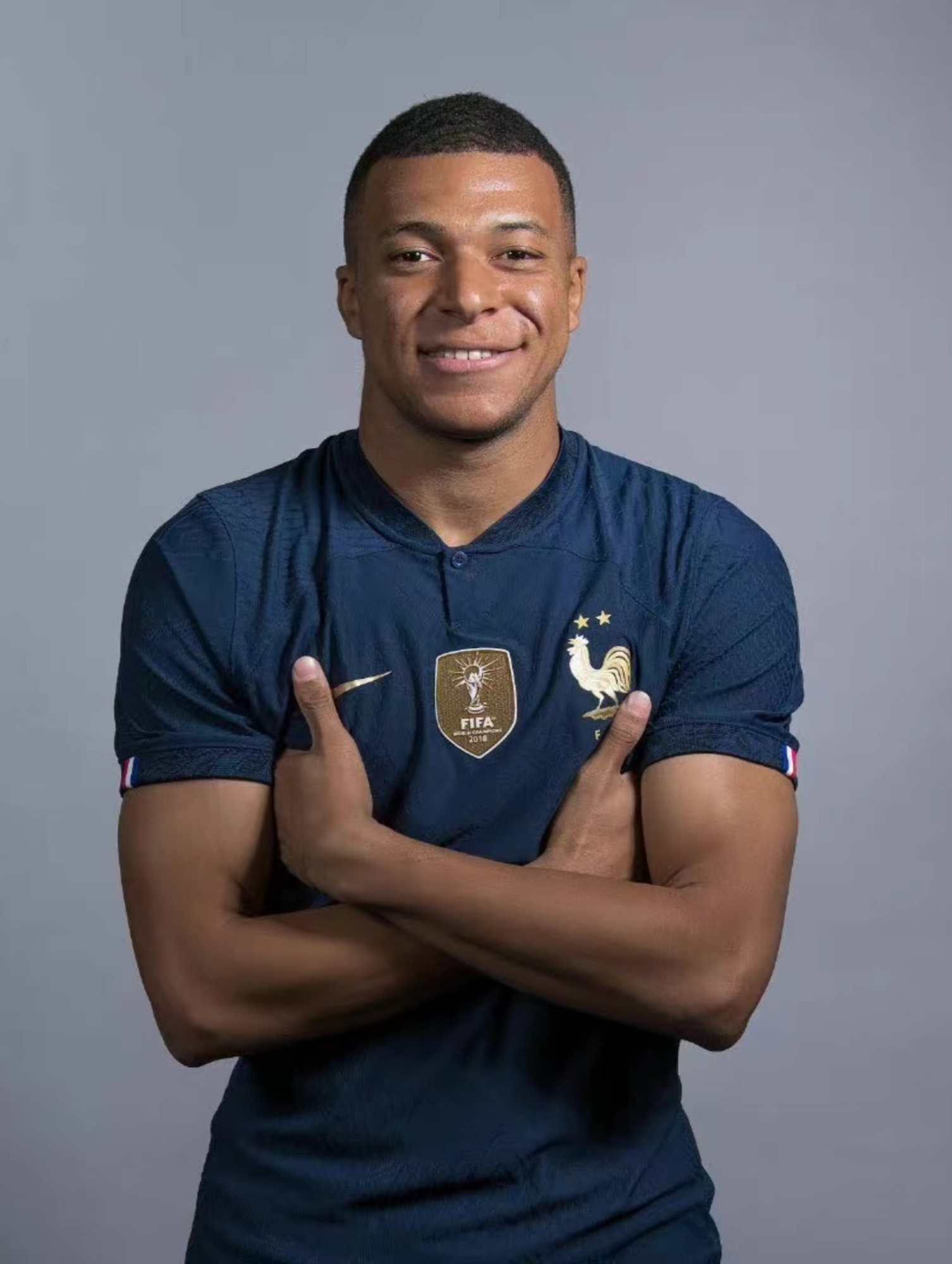 米体：国米想让邓弗里斯在意超杯半决赛对阵博洛尼亚时复出（米体：国米计划让邓弗里斯在意超杯半决赛对博洛尼亚时回归）