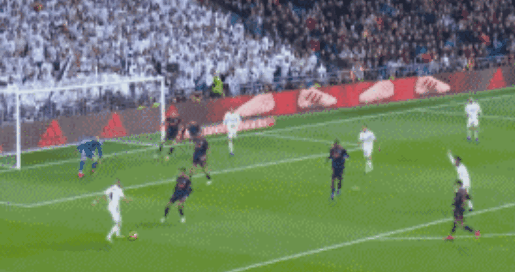 斯卡洛尼：要像没夺冠过那样争世界杯，梅西是否参赛他自己定（斯卡洛尼：以未曾夺冠的心态冲击世界杯，梅西是否出战由他自己决定）